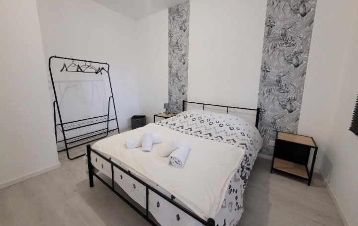 2 Pièces SAINT-JEAN-D'ANGELY (17400)  28 m2 580 € 