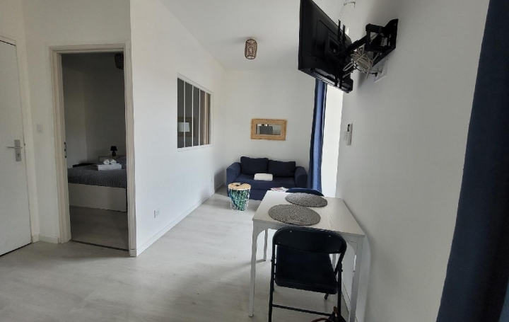 2 Pièces SAINT-JEAN-D'ANGELY (17400)  30 m2 780 € 