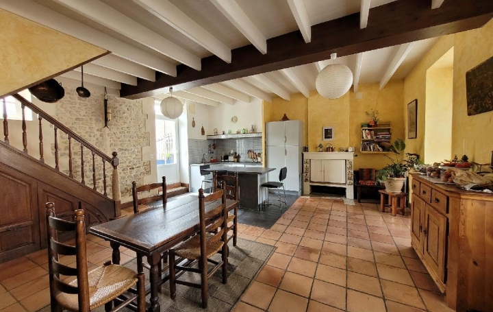 Maison LOULAY (17330)  165 m2 168 500 € 