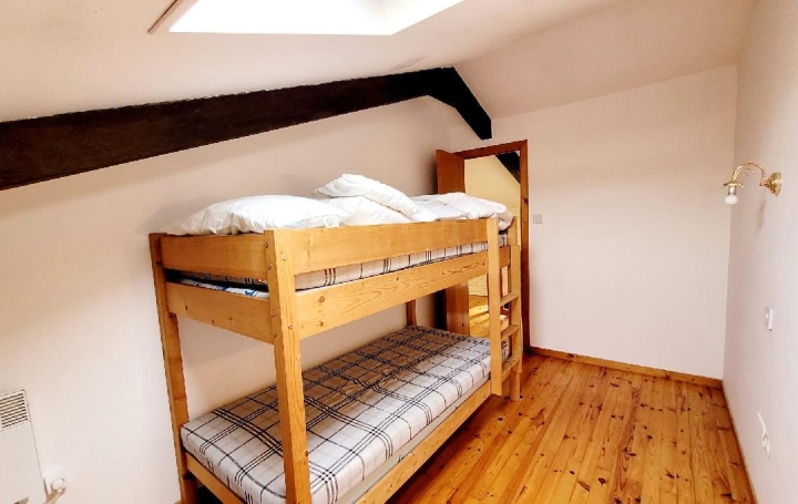 Maison AUMAGNE (17770)  145 m2 135 000 € 