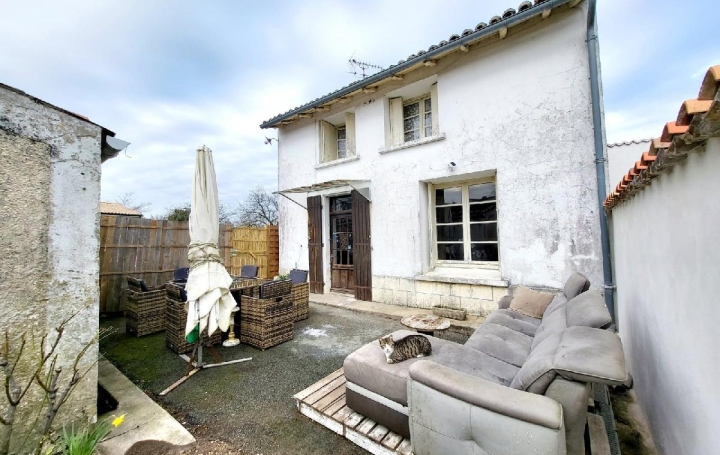 Réseau Immo-diffusion : Maison  LOZAY  108 m2 97 200 € 