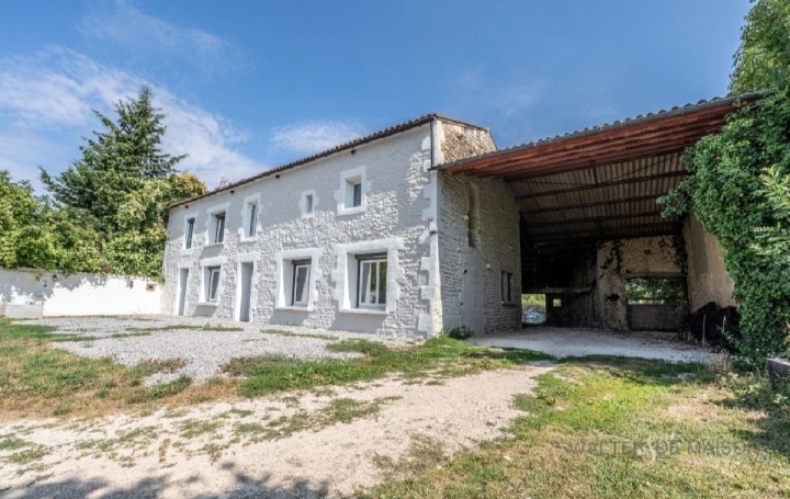 Maison / Villa BERNAY-SAINT-MARTIN (17330) 212 m<sup>2</sup> 299 000 € 