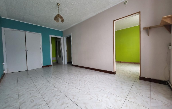 Maison VARAIZE (17400)  128 m2 157 000 € 