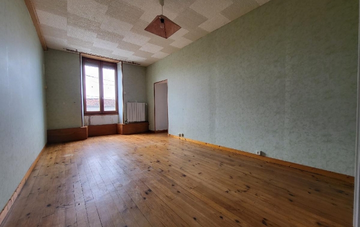 Maison VARAIZE (17400)  128 m2 157 000 € 