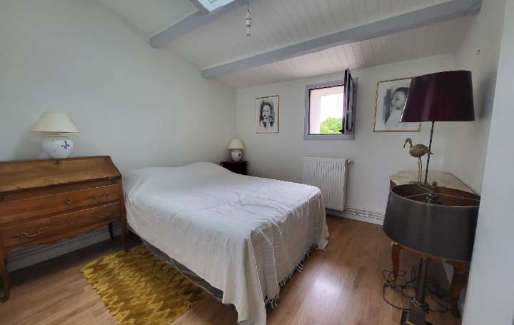 Maison NERE (17510)  163 m2 232 000 € 