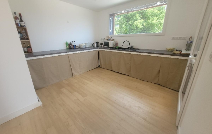 Maison SAINTE-MEME (17770)  120 m2 295 000 € 