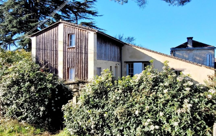 Maison PUGNAC (33710)  140 m2 325 000 € 