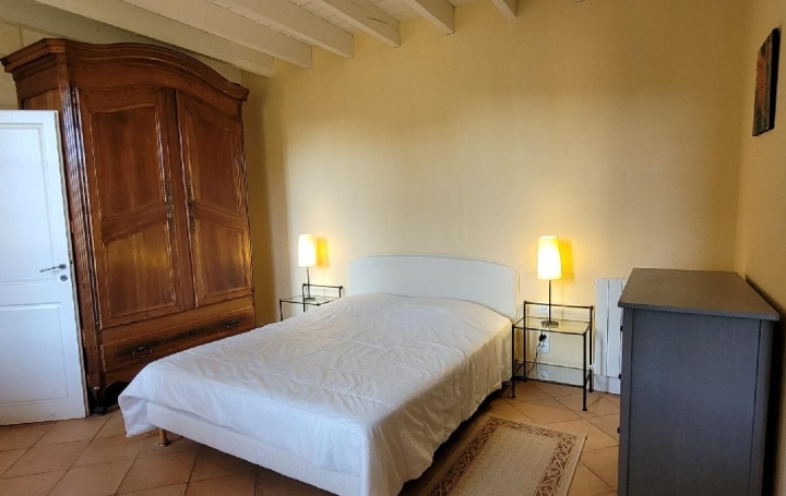 Maison PUGNAC (33710)  140 m2 325 000 € 