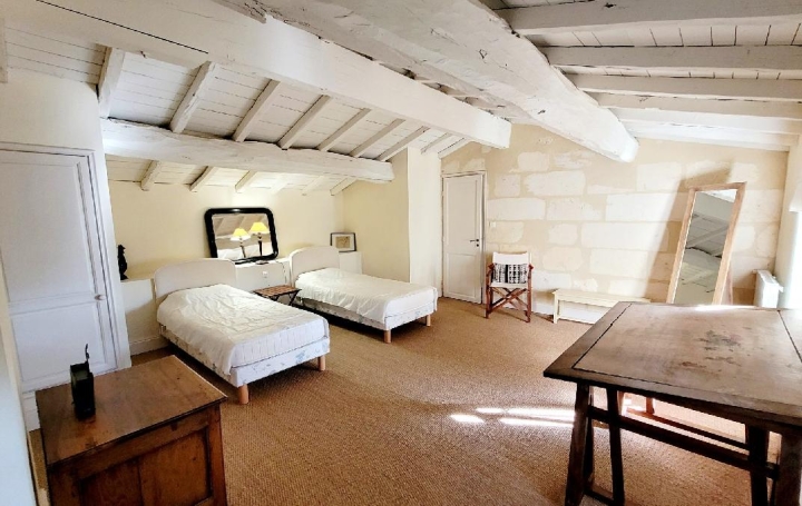 Maison PUGNAC (33710)  140 m2 325 000 € 