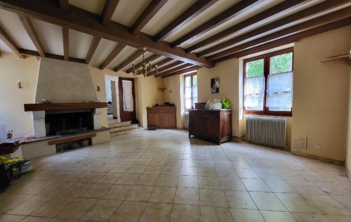 Maison LOULAY (17330)  162 m2 159 750 € 