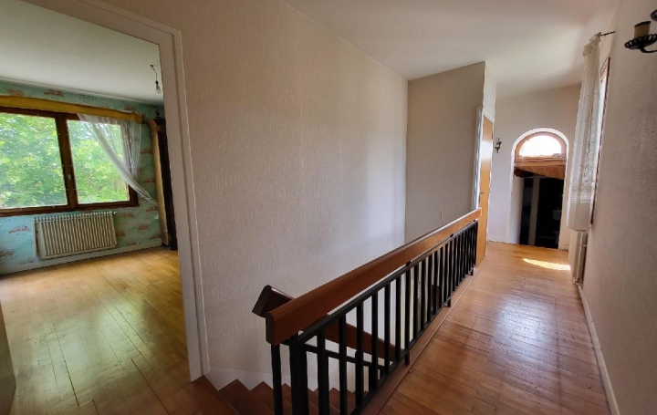 Maison LOULAY (17330)  162 m2 159 750 € 