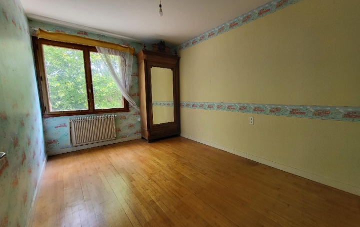 Maison LOULAY (17330)  162 m2 159 750 € 
