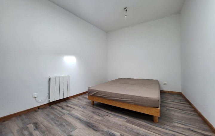 Maison VOUHE (17700)  239 m2 449 000 € 