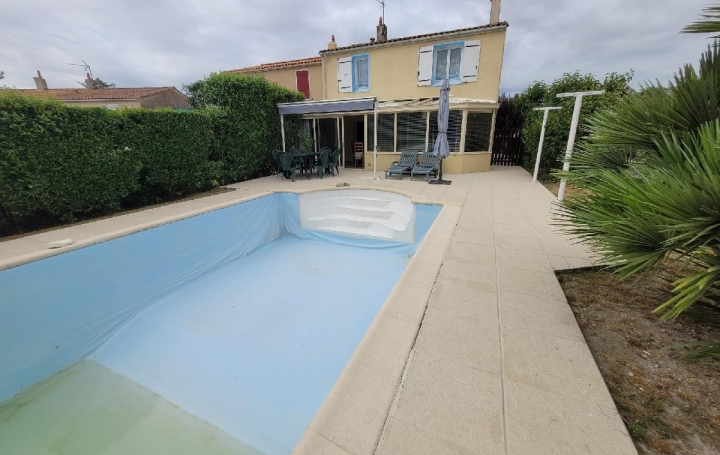 Maison / Villa SAINT-JEAN-D'ANGELY (17400) 120 m<sup>2</sup> 210 000 € 