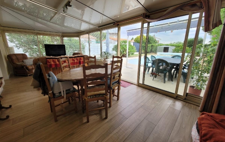 Maison SAINT-JEAN-D'ANGELY (17400)  120 m2 210 000 € 