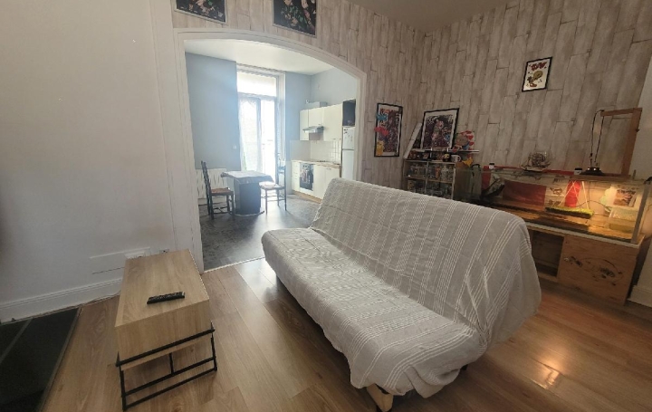 Maison SAINT-JEAN-D'ANGELY (17400)  56 m2 102 600 € 