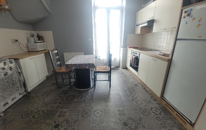 Maison SAINT-JEAN-D'ANGELY (17400)  56 m2 102 600 € 