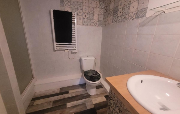 Maison SAINT-JEAN-D'ANGELY (17400)  56 m2 102 600 € 