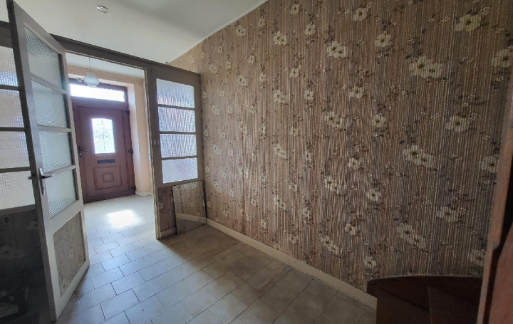 Maison LOULAY (17330)  105 m2 132 500 € 