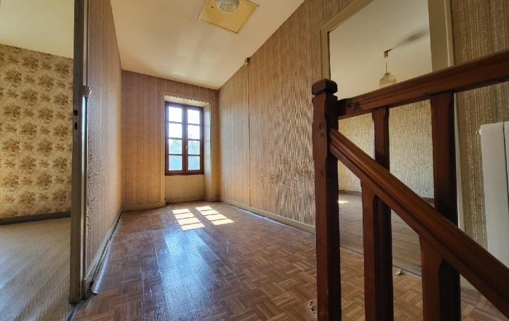 Maison LOULAY (17330)  105 m2 132 500 € 