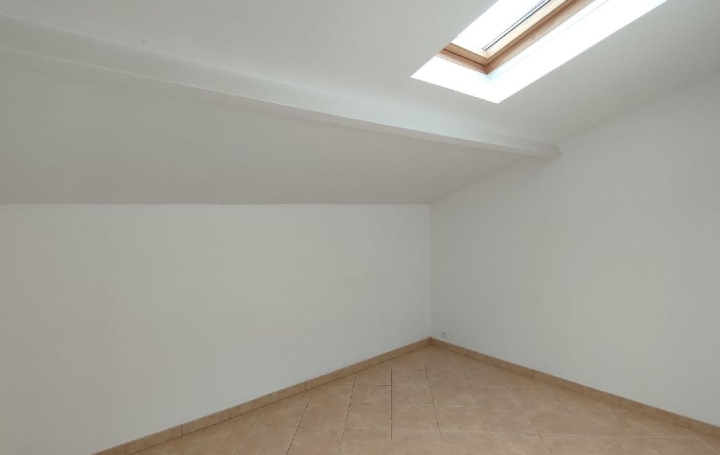 Maison BRIZAMBOURG (17770)  78 m2 126 000 € 