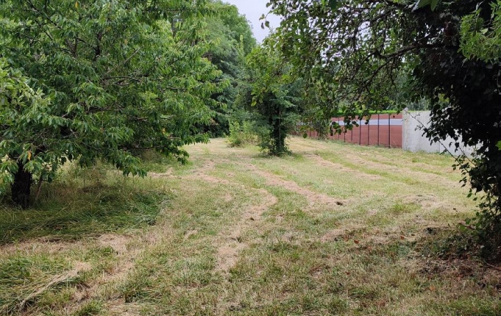 Réseau Immo-diffusion : Terrain  NANTILLE  1 927 m2 35 000 € 