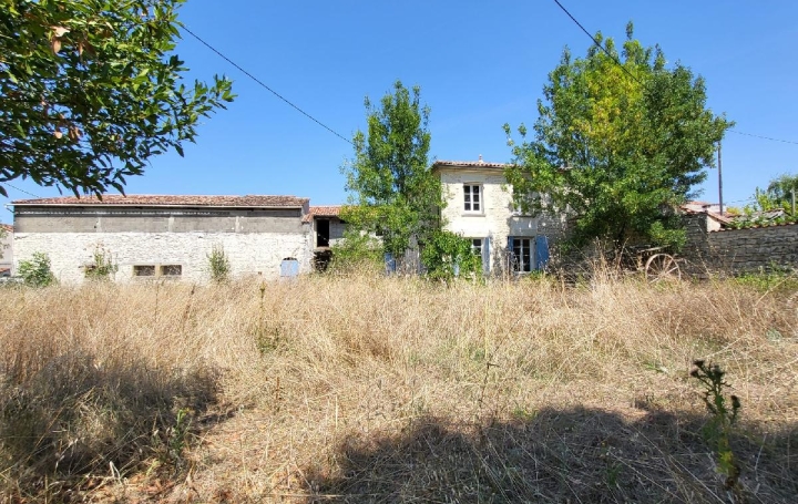 Maison / Villa SAINT-JEAN-D'ANGELY (17400) 100 m<sup>2</sup> 130 000 € 