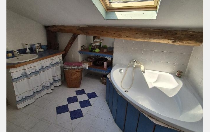 Maison BERNAY-SAINT-MARTIN (17330)  215 m2 198 500 € 