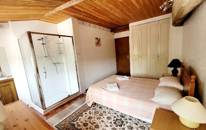 Maison COURANT (17330)  230 m2 295 000 € 