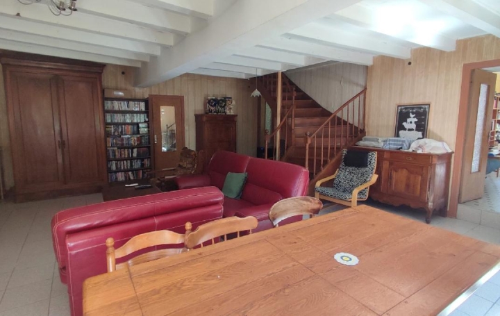 Maison CHANIERS (17610)  197 m2 178 500 € 