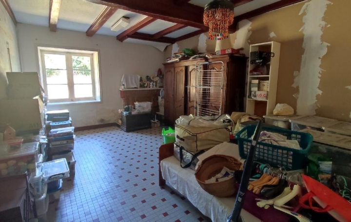 Maison CHANIERS (17610)  197 m2 178 500 € 