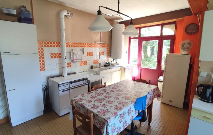 Maison CHANIERS (17610)  197 m2 178 500 € 