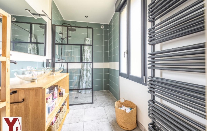 Maison SAINT-MARD (17700)  130 m2 260 000 € 