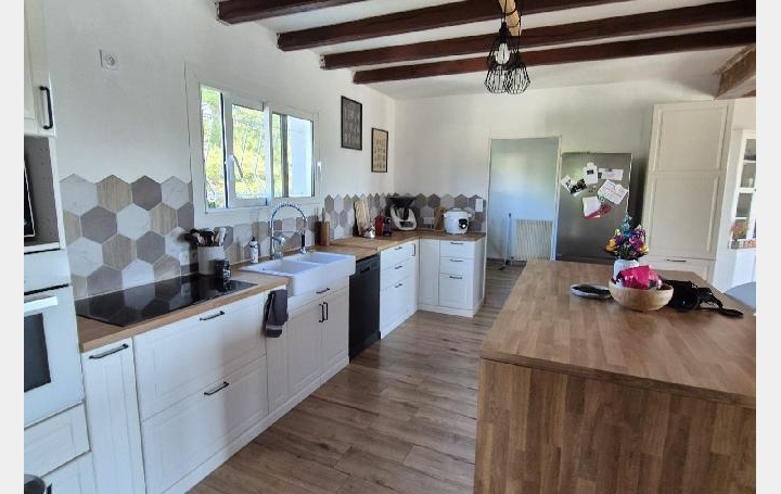 Maison / Villa LES EGLISES-D'ARGENTEUIL (17400) 200 m<sup>2</sup> 238 000 € 