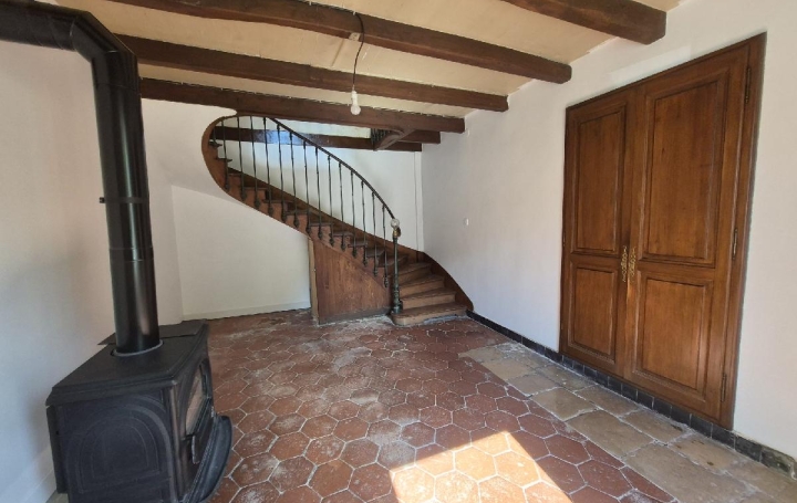 Maison VILLENEUVE-LA-COMTESSE (17330)  224 m2 278 000 € 