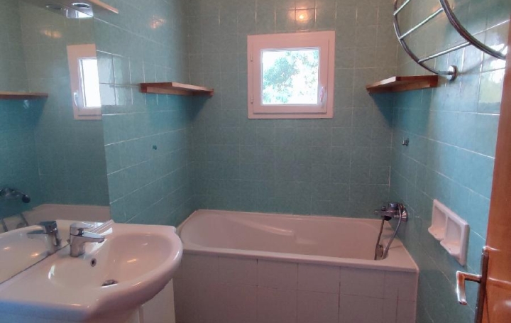 Maison BRIZAMBOURG (17770)  143 m2 159 600 € 