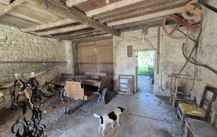 Maison SAINT-MARD (17700)  114 m2 49 000 € 