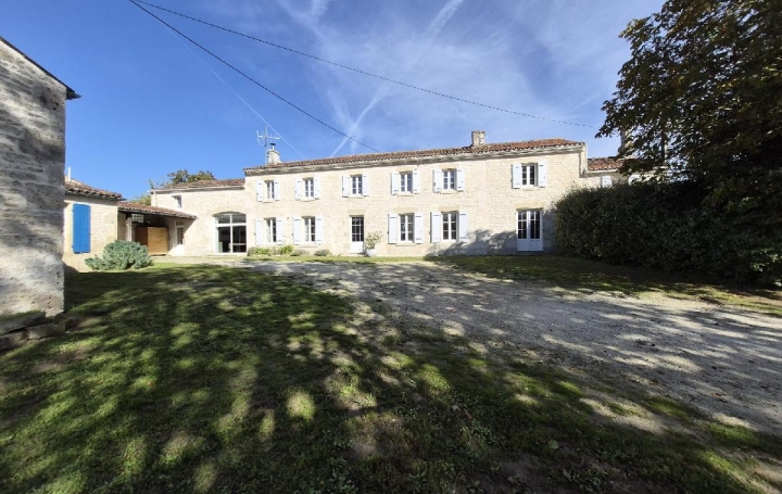 Maison / Villa COIVERT (17330) 315 m<sup>2</sup> 289 000 € 