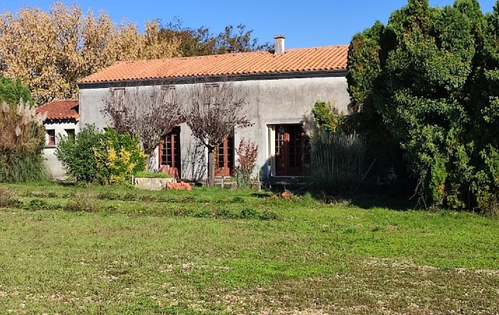 Maison / Villa CHIVES (17510) 109 m<sup>2</sup> 87 000 € 