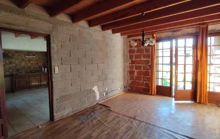 Maison CHIVES (17510)  109 m2 87 000 € 