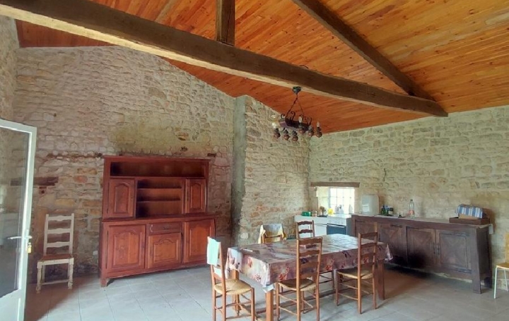 Maison / Villa LE DOUHET (17100) 44 m<sup>2</sup> 42 000 € 