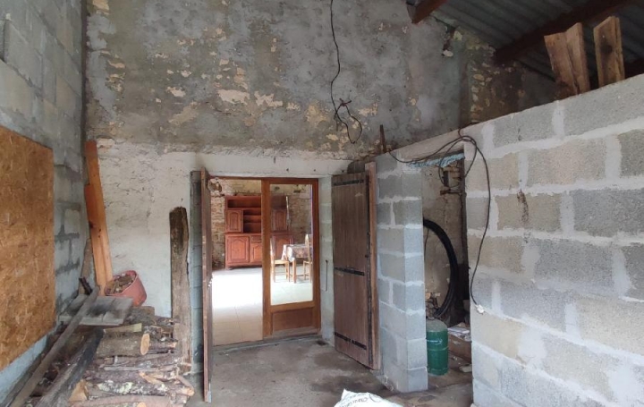 Maison LE DOUHET (17100)  44 m2 42 000 € 