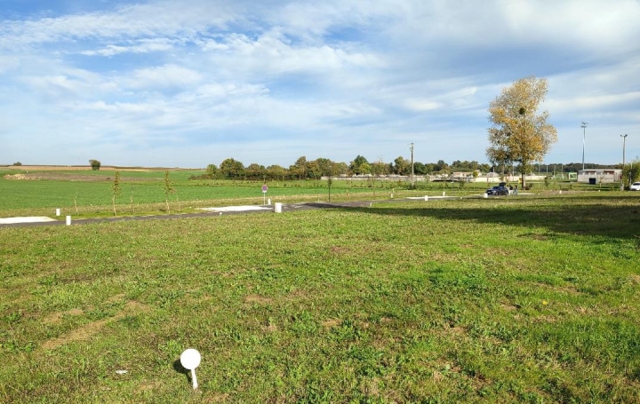 Terrain ECOYEUX (17770)  645 m2 39 750 € 