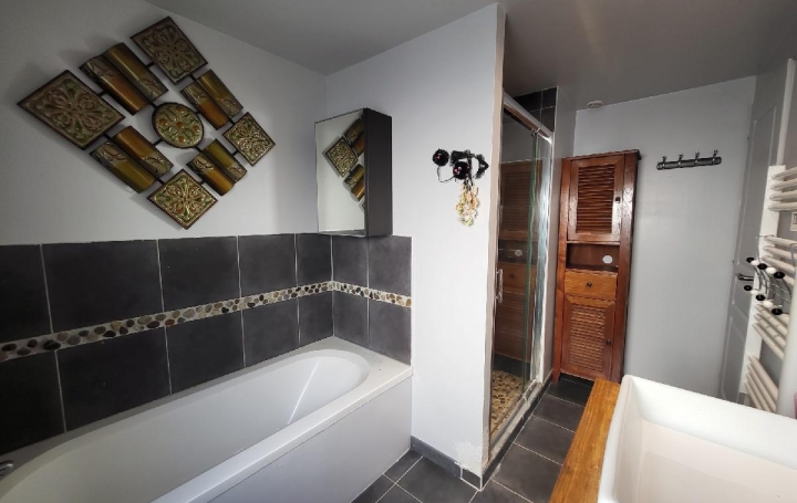Maison PLASSAY (17250)  135 m2 188 500 € 