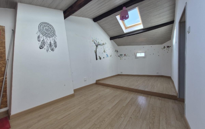 Maison PLASSAY (17250)  135 m2 188 500 € 