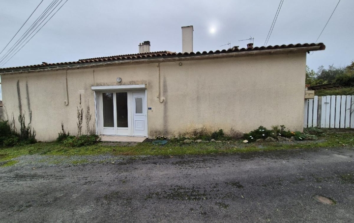 Maison LES FOSSES (79360)  192 m2 200 000 € 