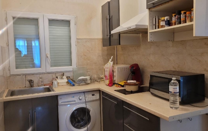 Maison SAINT-JEAN-D'ANGELY (17400)  140 m2 180 000 € 