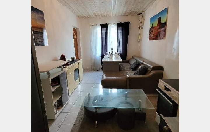 Maison SAINT-JEAN-D'ANGELY (17400)  140 m2 180 000 € 