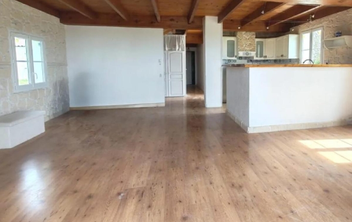 Maison BREUIL-LA-REORTE (17700)  175 m2 309 000 € 