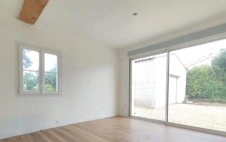 Maison BREUIL-LA-REORTE (17700)  175 m2 309 000 € 